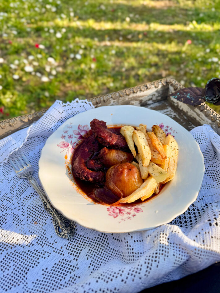 ΧΤΑΠΟΔΙ ΣΤΙΦΑΔΟ: ΕΞΗΜΕΡΩΝΟΝΤΑΣ ΤΟΝ ΔΥΣΤΡΟΠΟ ΕΠΙΣΚΕΠΤΗ ΤΟΥ ΤΡΑΠΕΖΙΟΥ